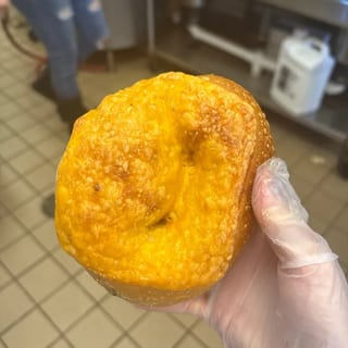 Jalapeno Cheddar Bagel