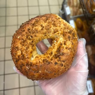 Garlic Bagel (Front)